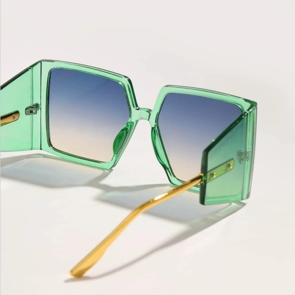 💎Green Square Framed Boho Fashion Sunglasses💎 - Picture 4 of 5